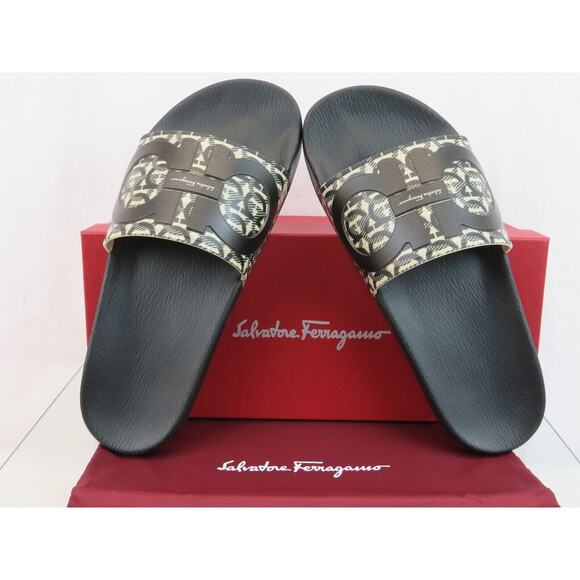 NIB FERRAGAMO GROOVE 6 BEIGE BLACK RUBBER GANCINI LOGO SANDALS SLIDES 11 M - Picture 4 of 15
